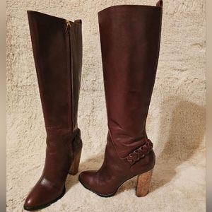 Elizabeth and James Sonny Boots in Burngundy/Bordeaux
